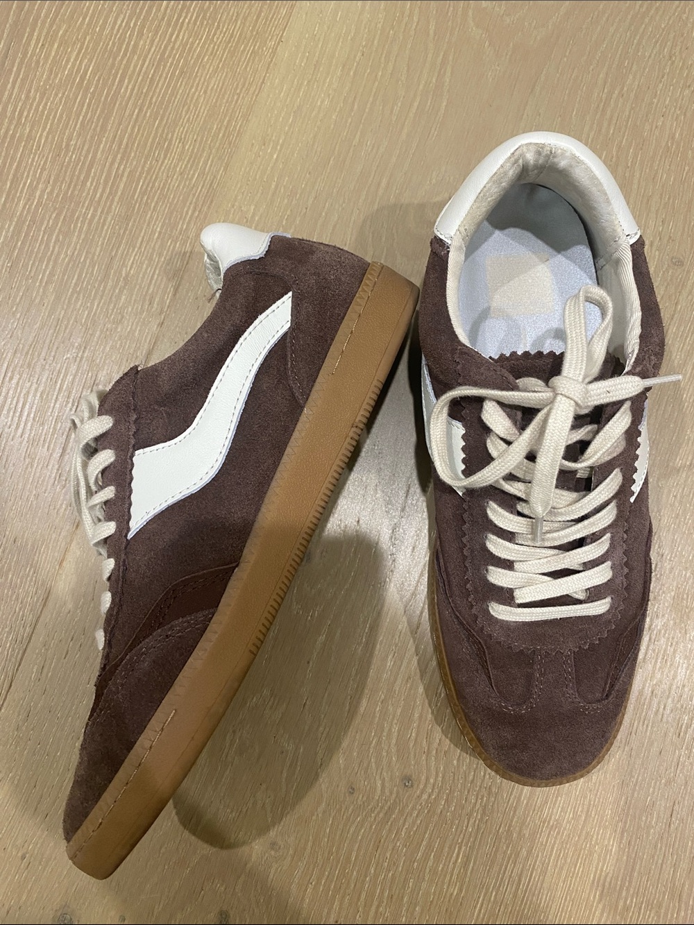 Dolce Vita Brown Suede Retro Trainer with White Accent sz 8.5